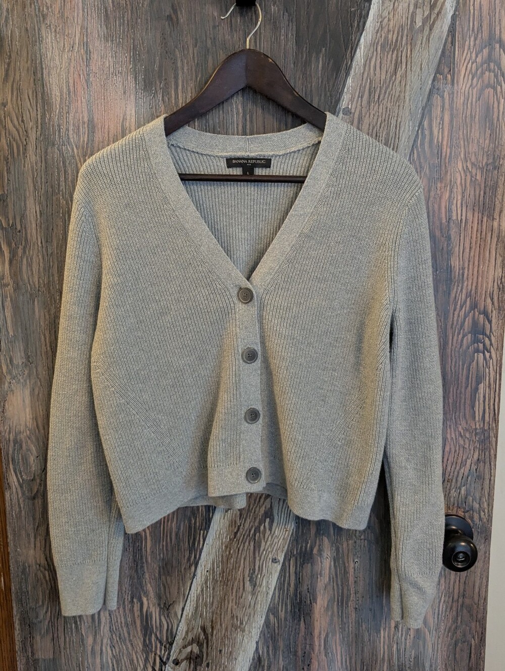 Banana Republic Light Gray Cropped V-Neck Button Cardigan